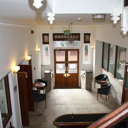 Uno Hotel Thames Maidenhead Eksteriør bilde