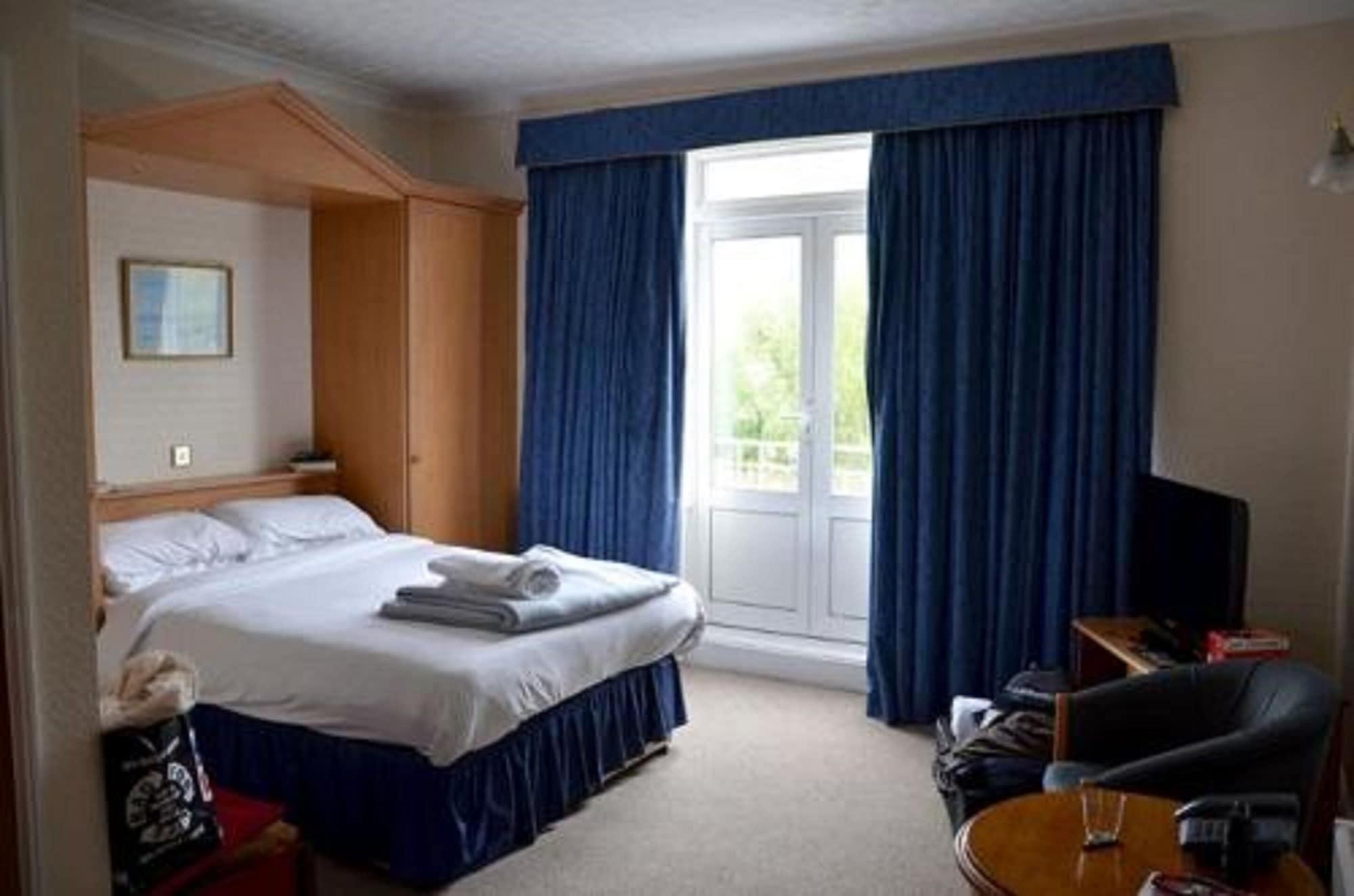 Uno Hotel Thames Maidenhead Eksteriør bilde