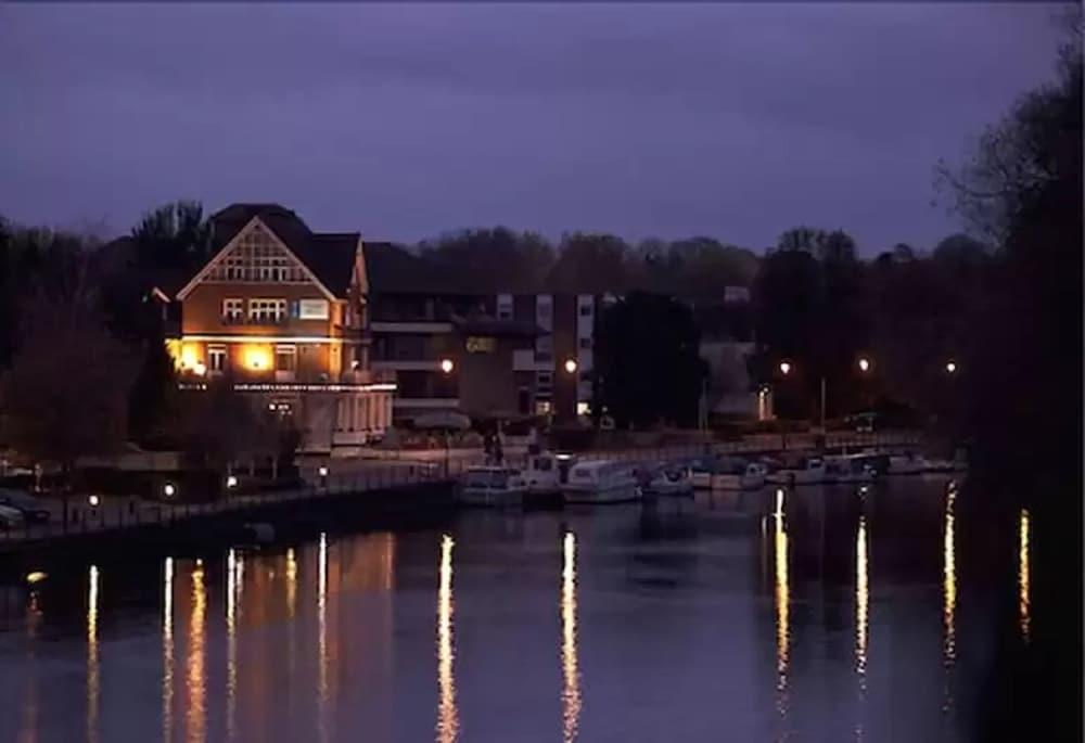 Uno Hotel Thames Maidenhead Eksteriør bilde
