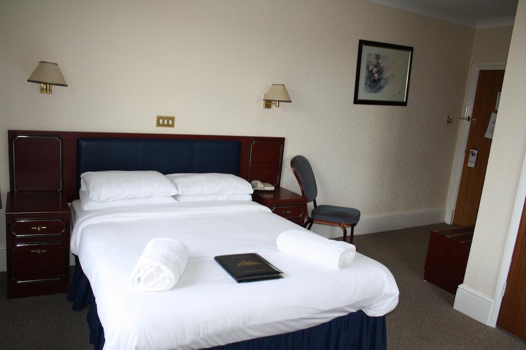Uno Hotel Thames Maidenhead Eksteriør bilde