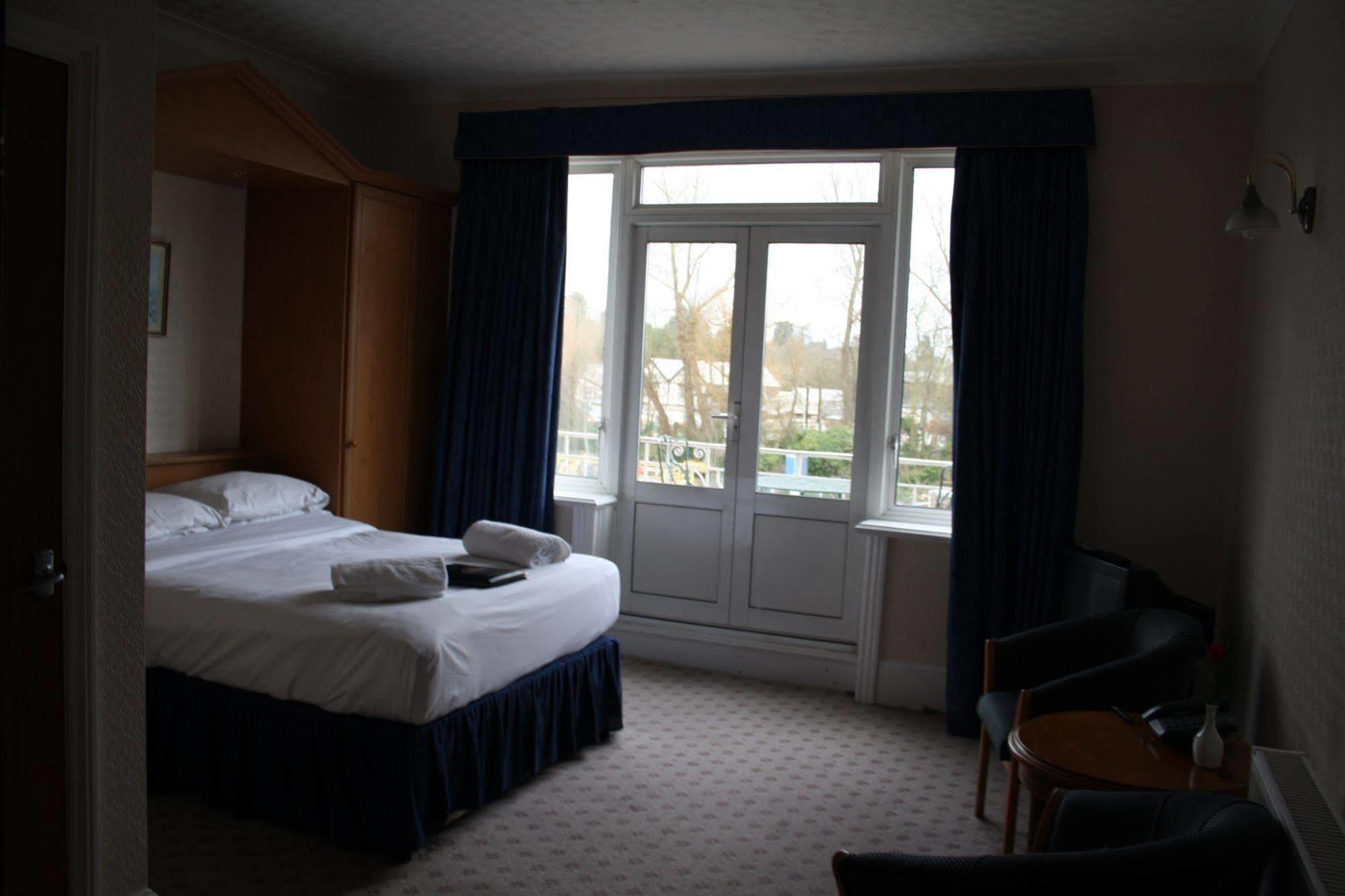 Uno Hotel Thames Maidenhead Eksteriør bilde